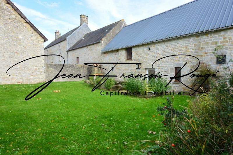 Maison - 290 m² - 9 pièces