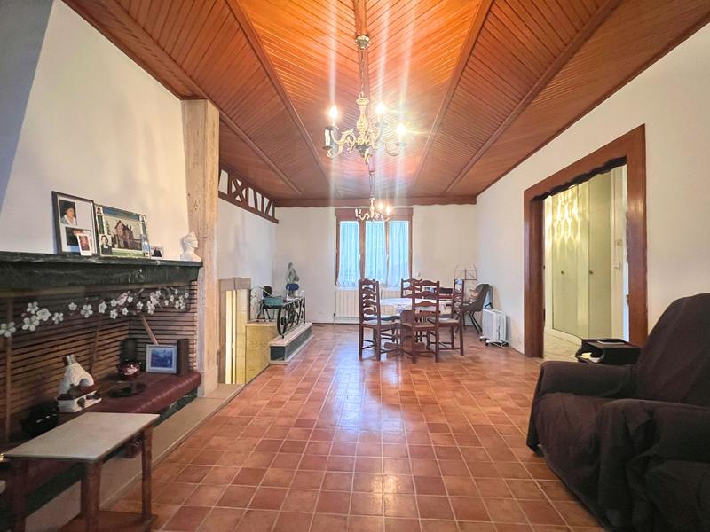 Maison - 157 m² - 7 pièces