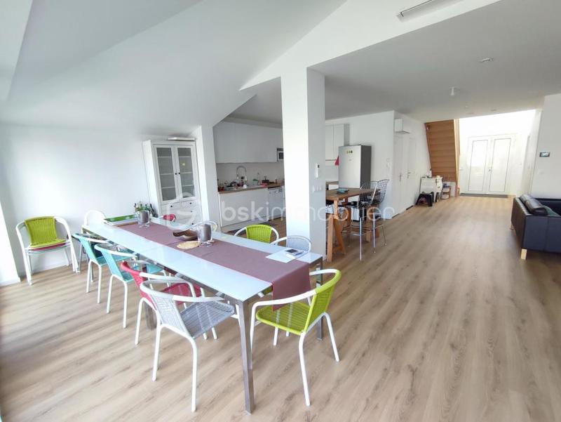 Pavillon - 164 m² - 6 pièces