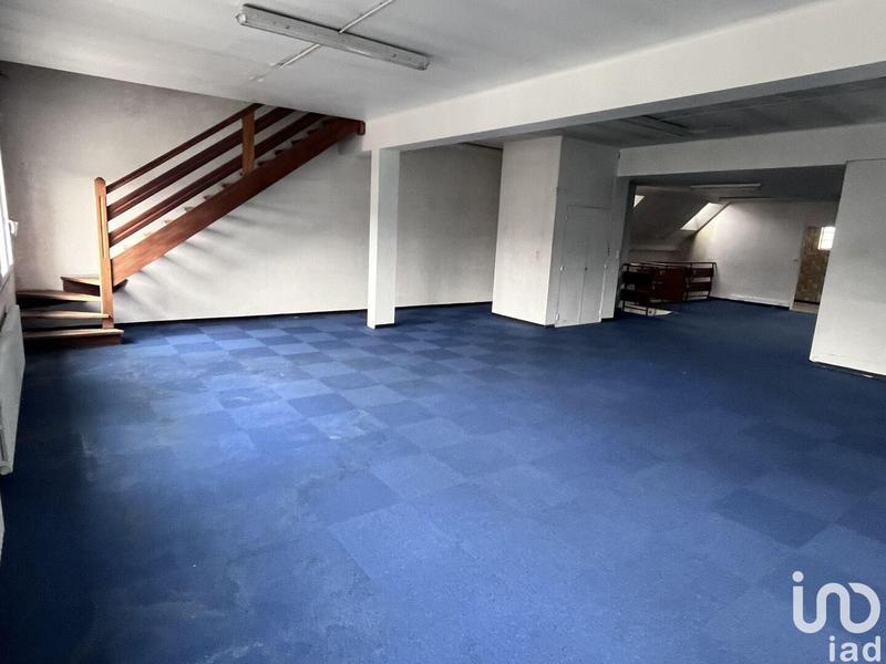 Local commercial - 268 m²