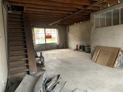 Maison - 226 m² - 3 pièces