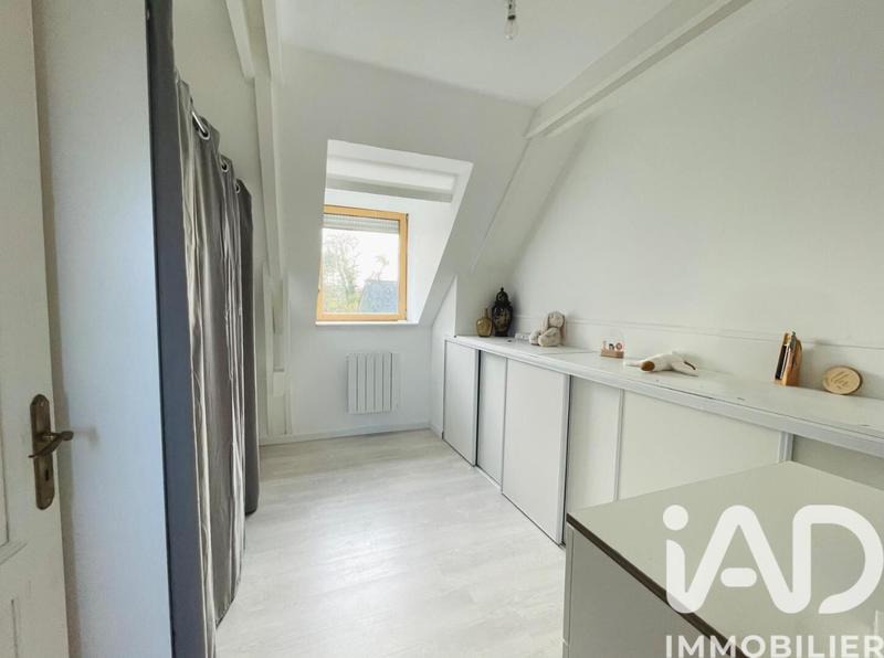 Maison - 234 m² - 8 pièces