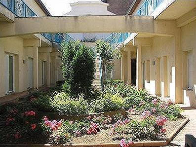 Studio - 25 m² - 1 pièce