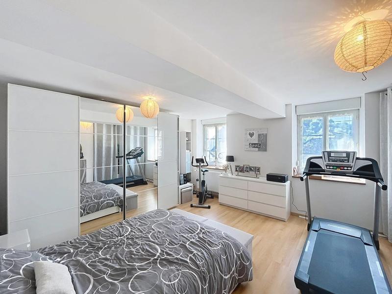 Immeuble - 311 m² - 12 pièces