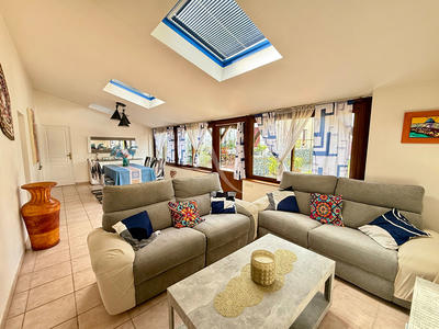 Maison - 131 m² - 6 pièces