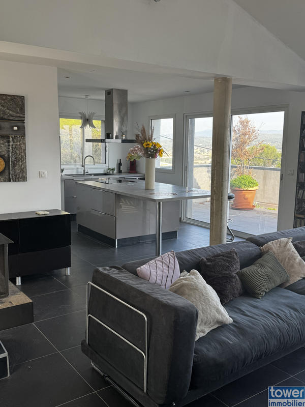 Villa - 147 m² - 5 pièces