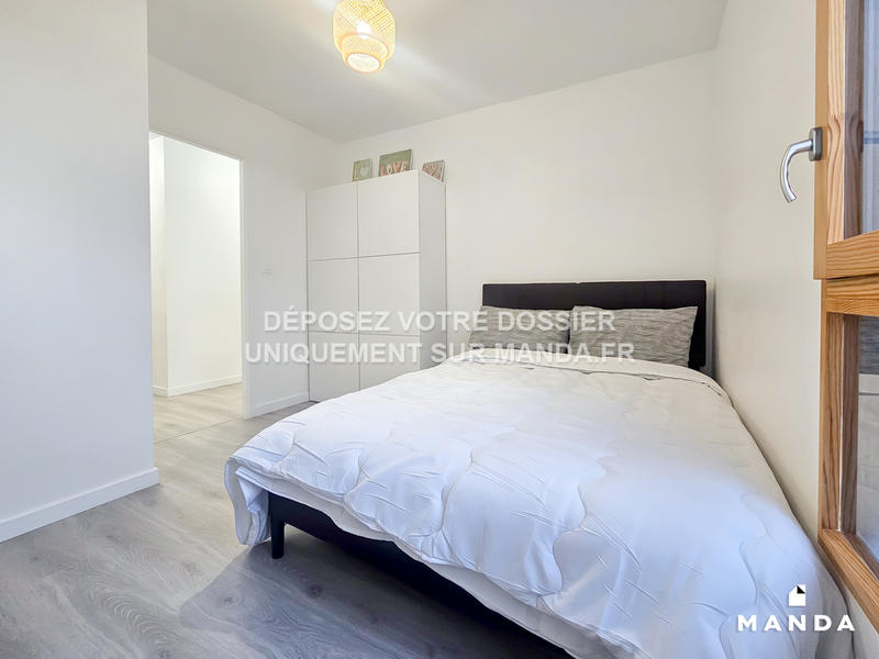 Chambre - 9 m² - 4 pièces