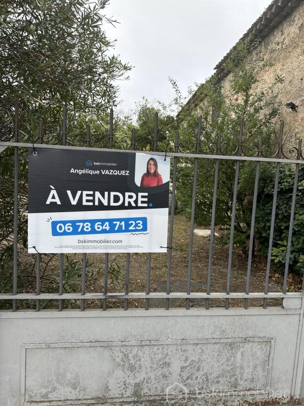 Terrain industriel - 1 160 m²