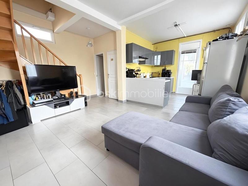 Maison - 80 m² - 4 pièces