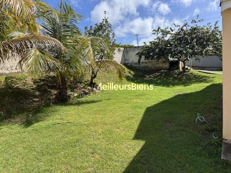 Villa - 90 m² - 4 pièces