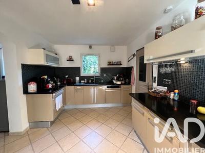 Maison - 167 m² - 7 pièces