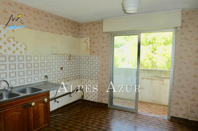 Appartement - 83 m² - 3 pièces