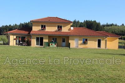 Villa - 165 m² - 6 pièces
