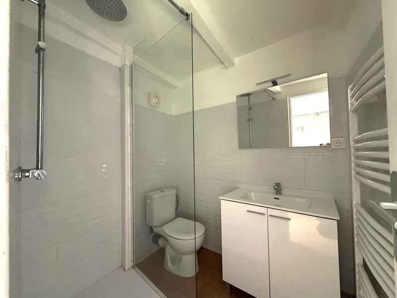 Immeuble - 178 m² - 9 pièces