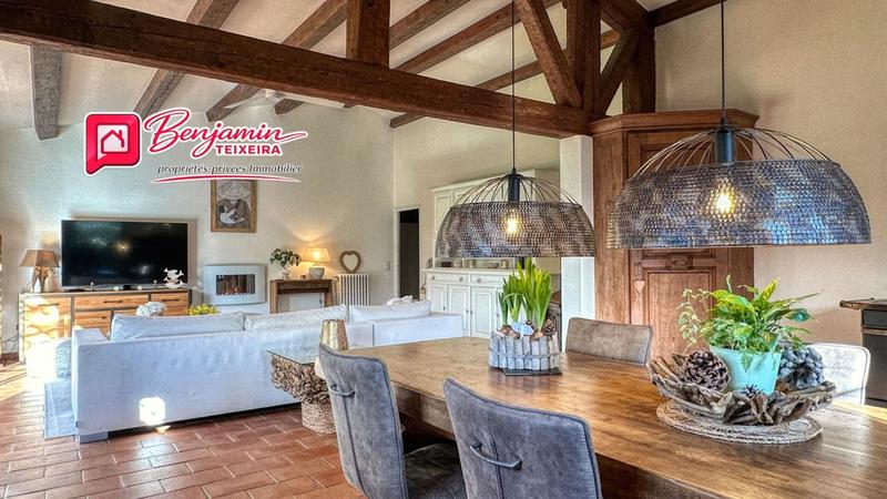 Villa - 145 m² - 6 pièces