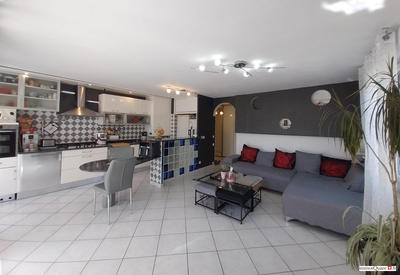 Appartement - 82 m² - 4 pièces