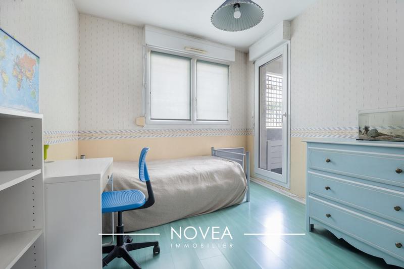 Appartement - 99 m² - 4 pièces