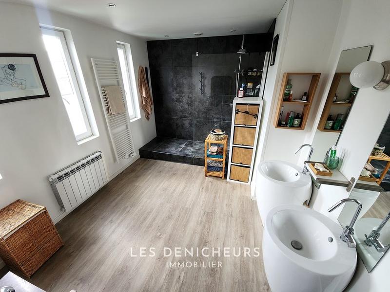 Maison bourgeoise - 204 m² - 8 pièces