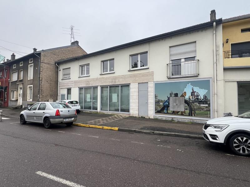 Local commercial - 136 m²