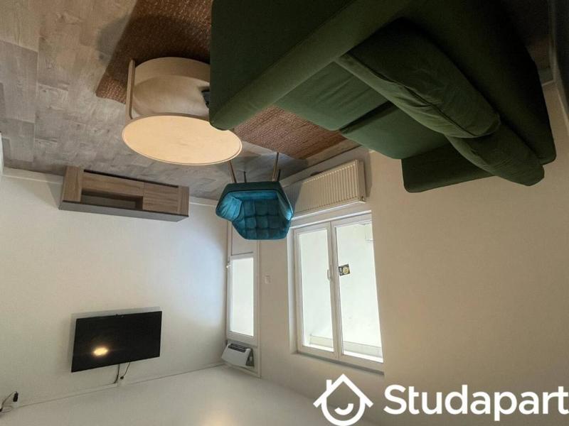 Chambre - 9 m² - 1 pièce