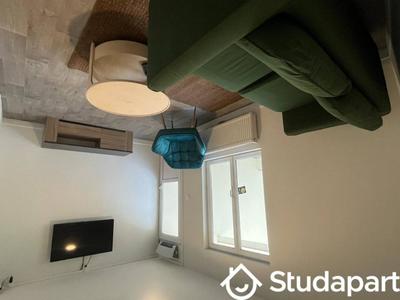 Chambre - 9 m² - 1 pièce