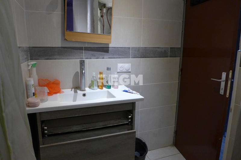 Fonds de commerce - Magasins - 120 m²