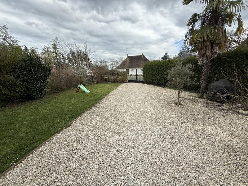 Maison - 211 m² - 10 pièces