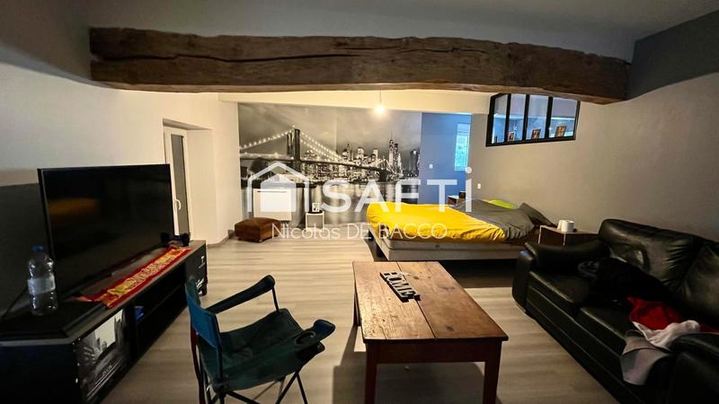 Maison - 429 m² - 10 pièces