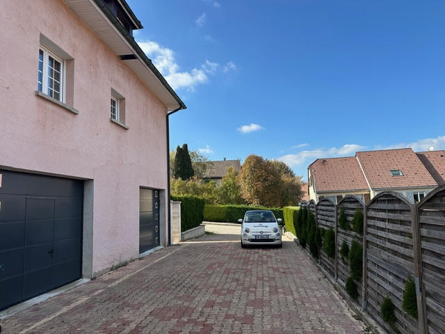 Loft - 150 m² - 5 pièces