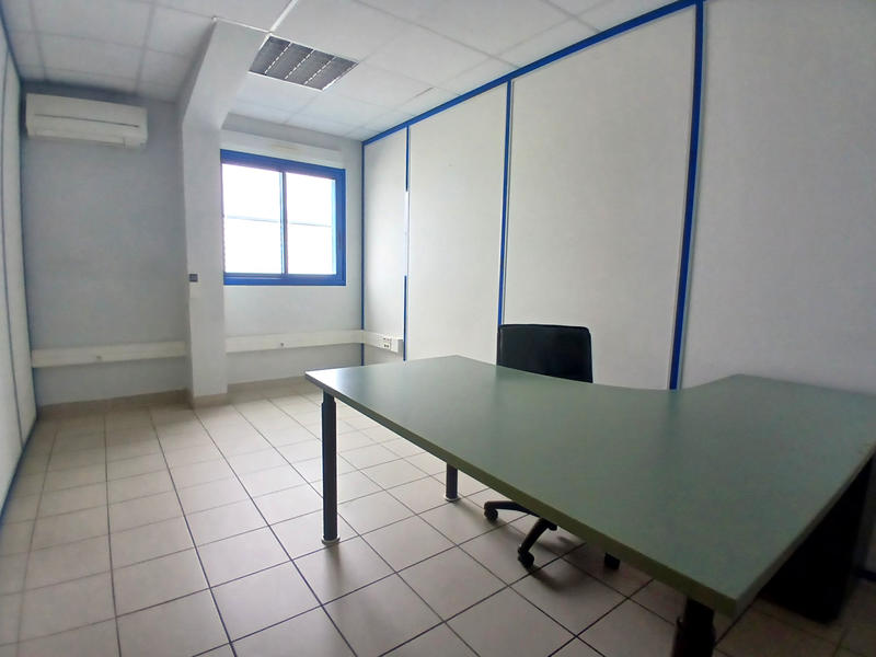 Bureau - 317 m²