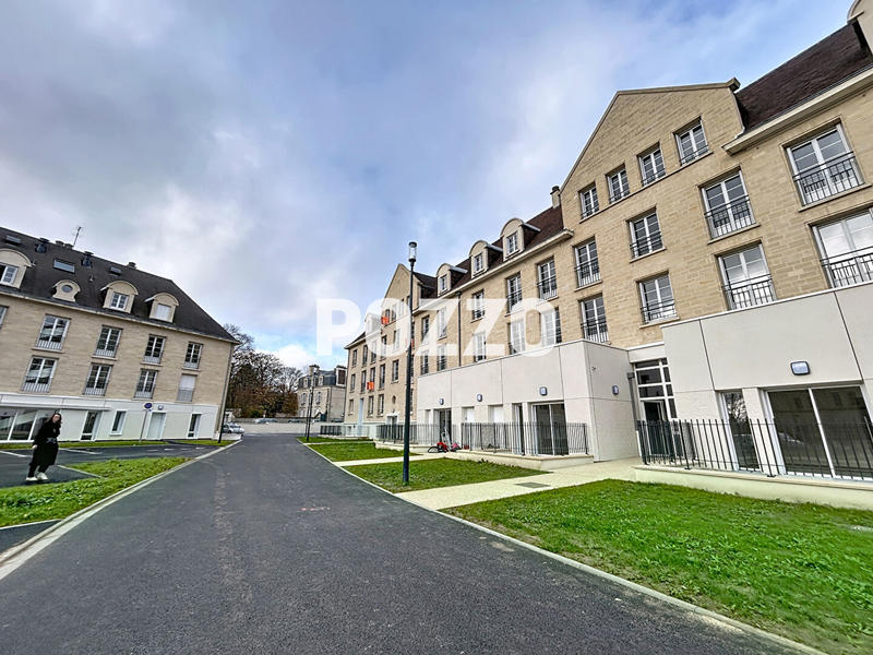 Appartement - 101 m² - 4 pièces