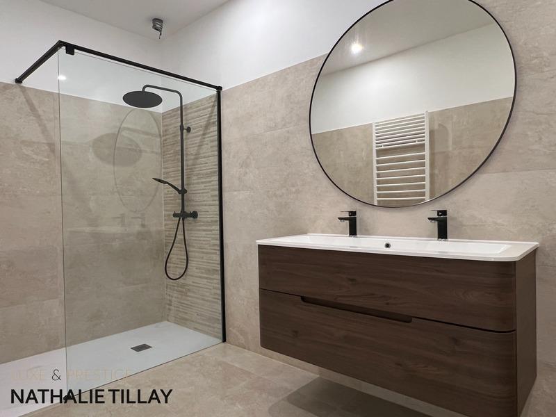 Maison bourgeoise - 236 m² - 8 pièces