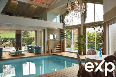 Maison - 298 m² - 7 pièces