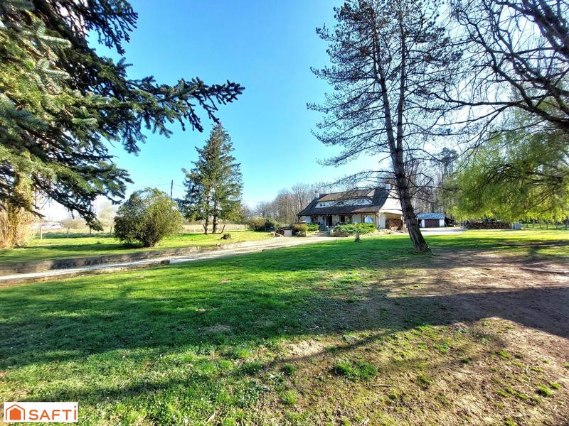 Maison - 226 m² - 6 pièces