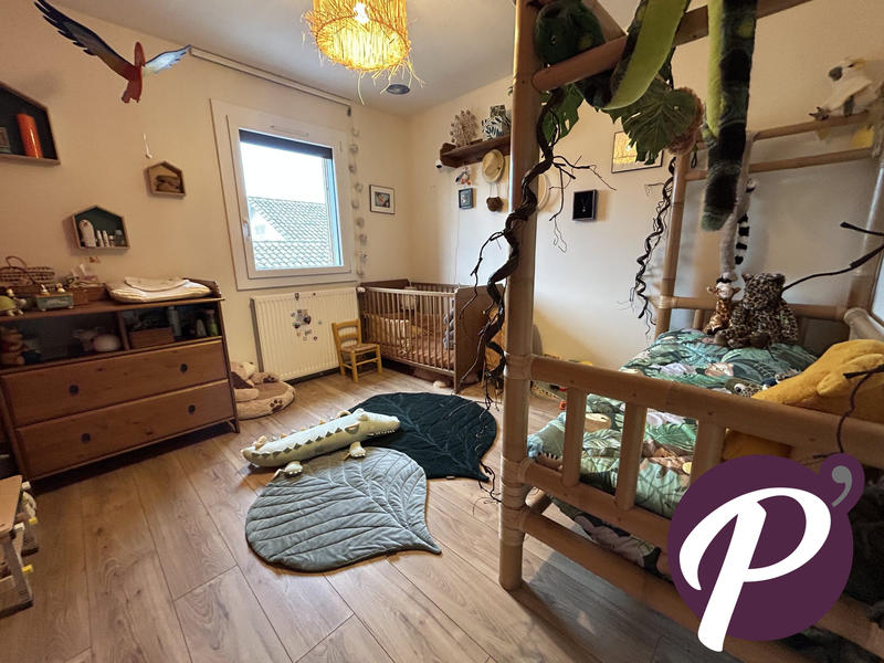 Maison - 185 m² - 5 pièces