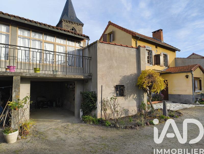 Maison de village - 80 m² - 6 pièces