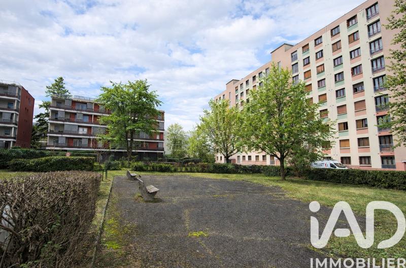 Appartement - 77 m² - 4 pièces