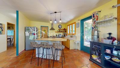 Maison traditionnelle - 136 m² - 5 pièces