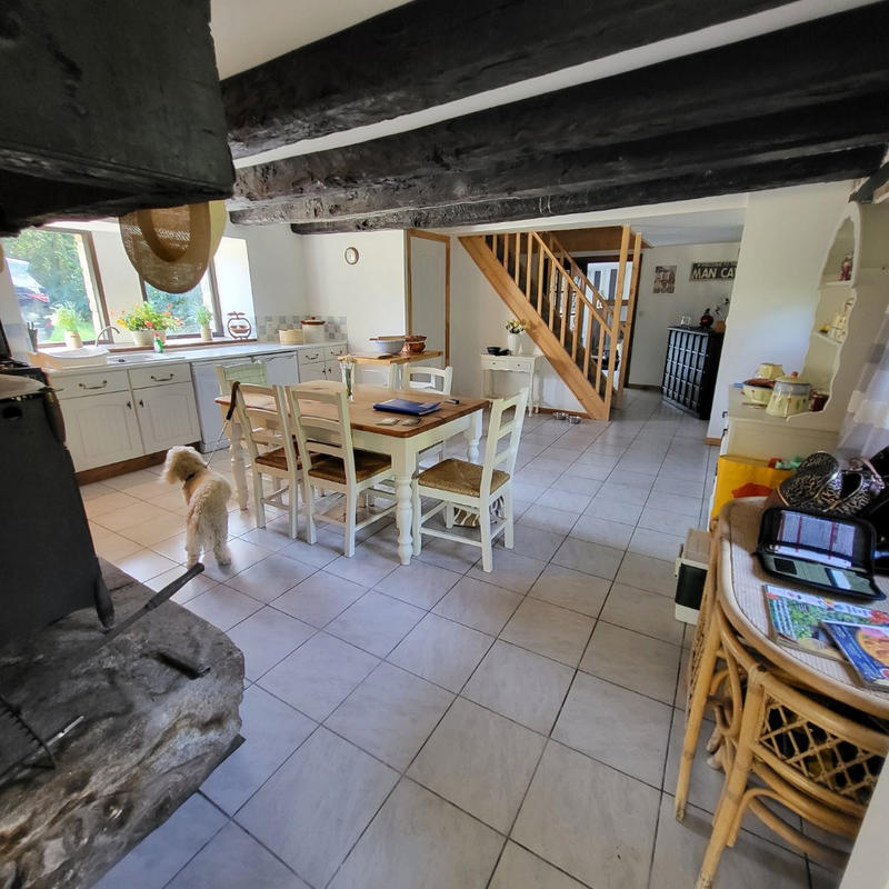 Maison - 138 m² - 6 pièces