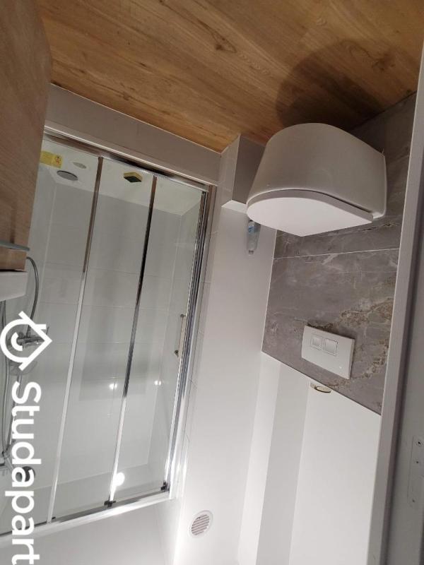 Chambre - 17 m² - 1 pièce