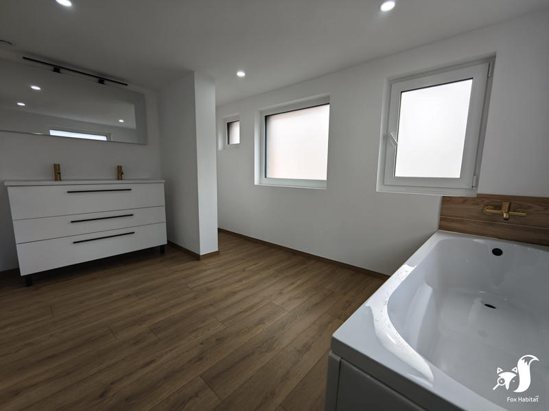 Maison - 141 m² - 7 pièces