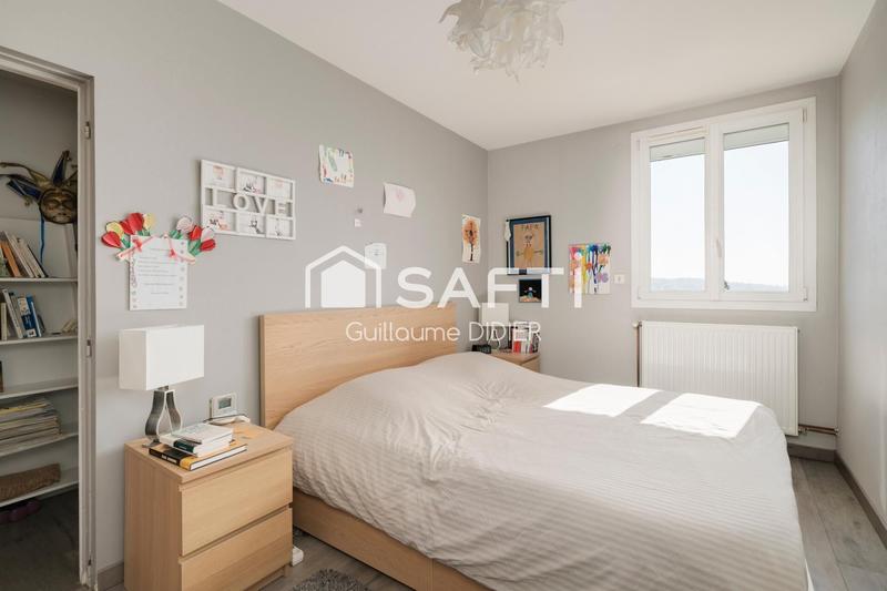 Maison - 170 m² - 6 pièces