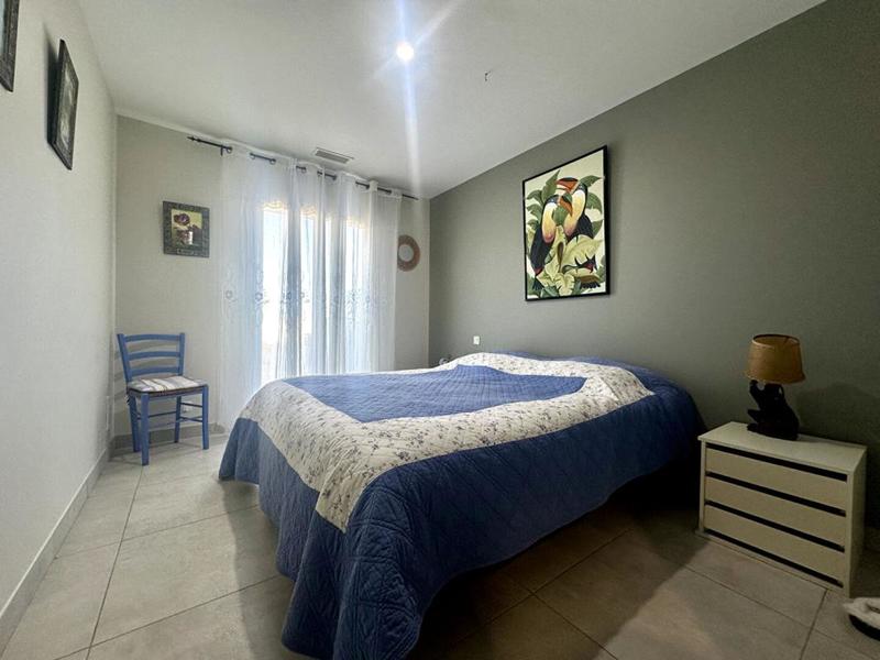 Maison - 210 m² - 6 pièces