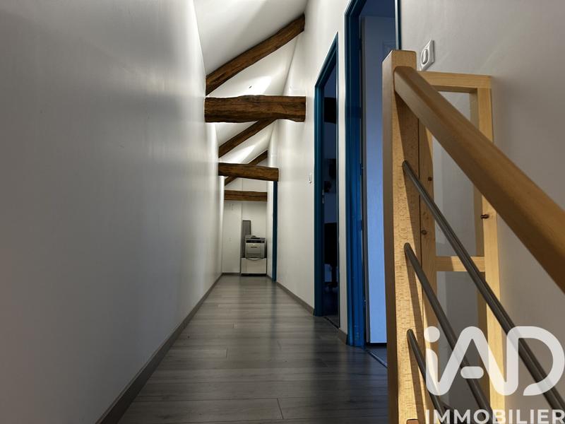 Maison - 300 m² - 8 pièces