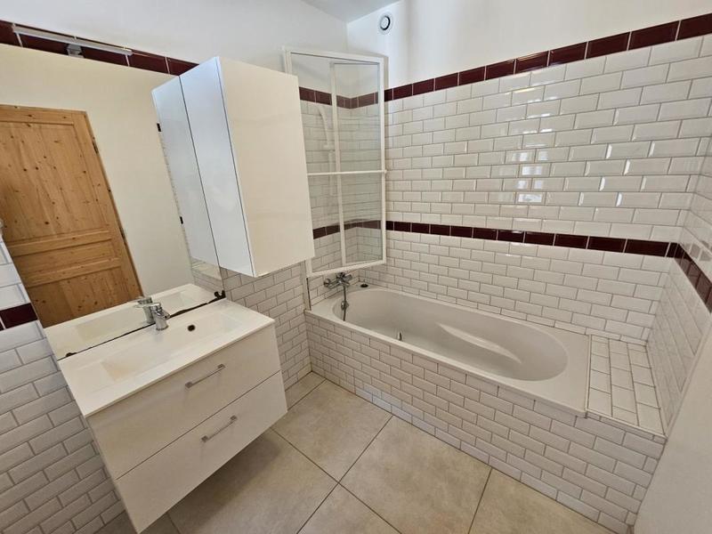 Maison - 143 m² - 6 pièces