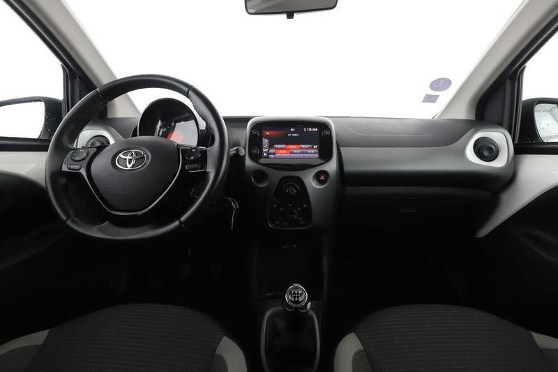 Toyota Aygo 1.0 Vvt-i X-Play 3p 72 ch