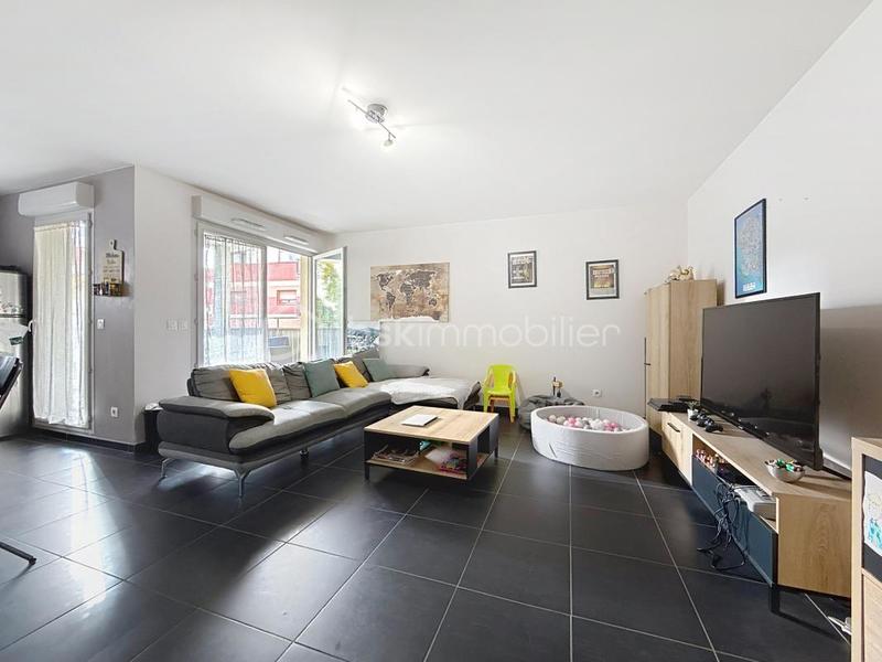 Appartement - 70 m² - 3 pièces