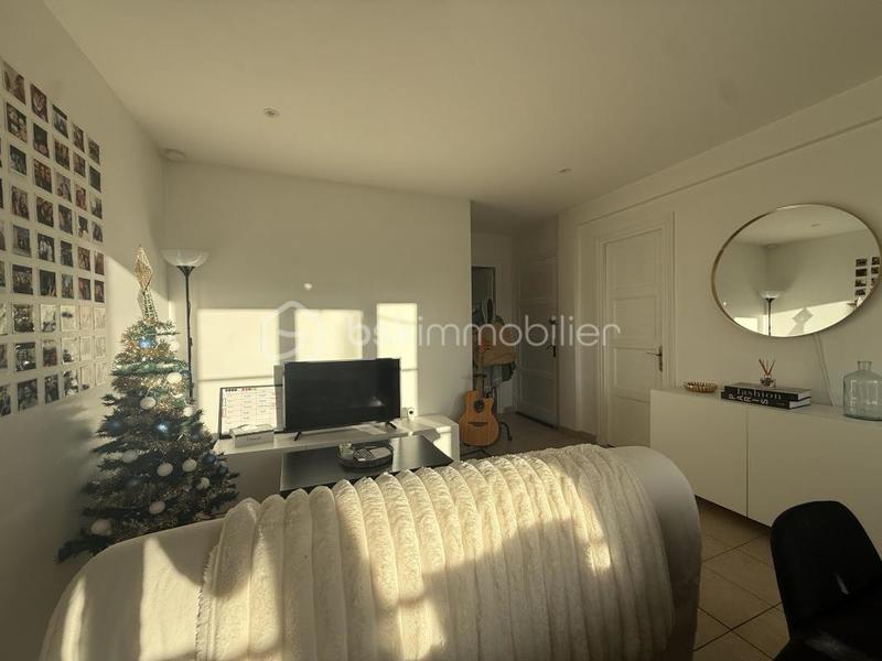 Immeuble - 132 m² - 6 pièces