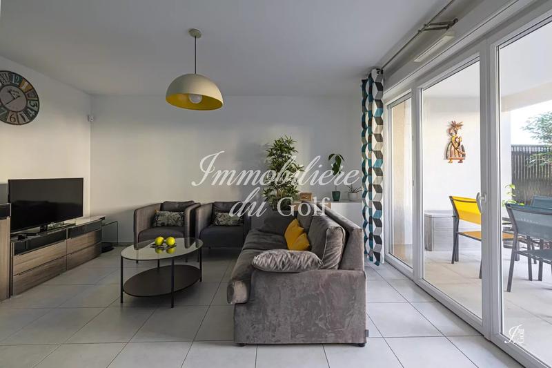 Appartement - 83 m² - 4 pièces