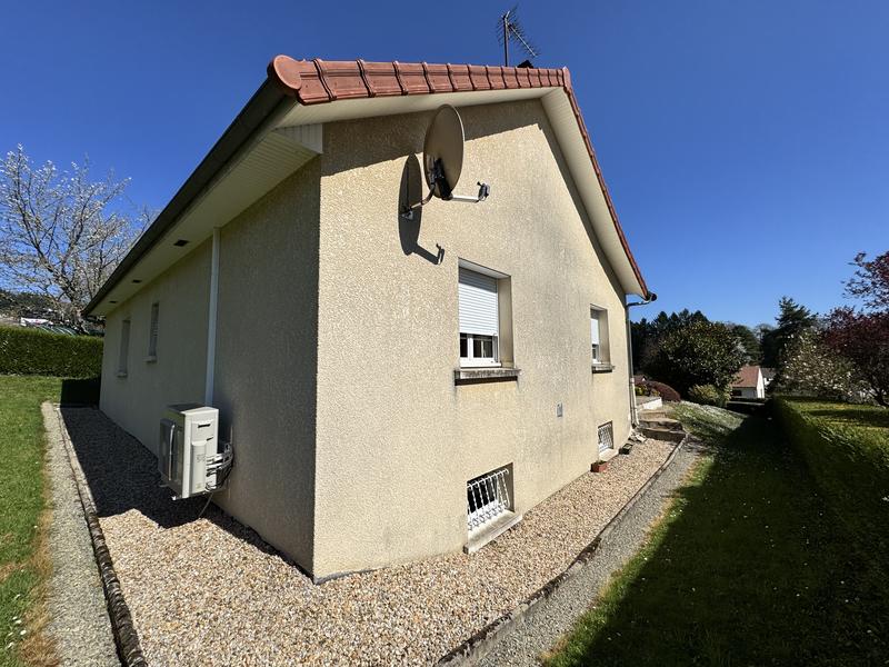 Maison - 140 m² - 5 pièces